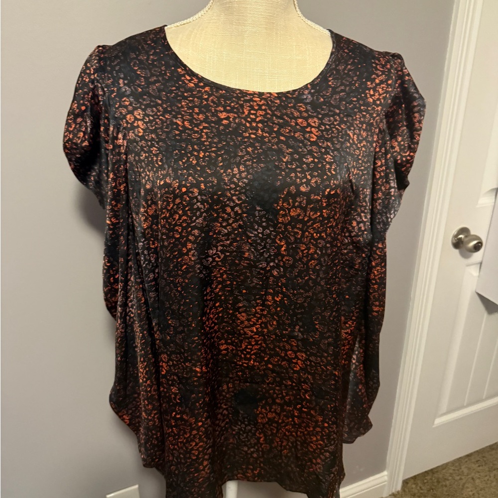 Torrid Elegant Black and Orange Women's Top